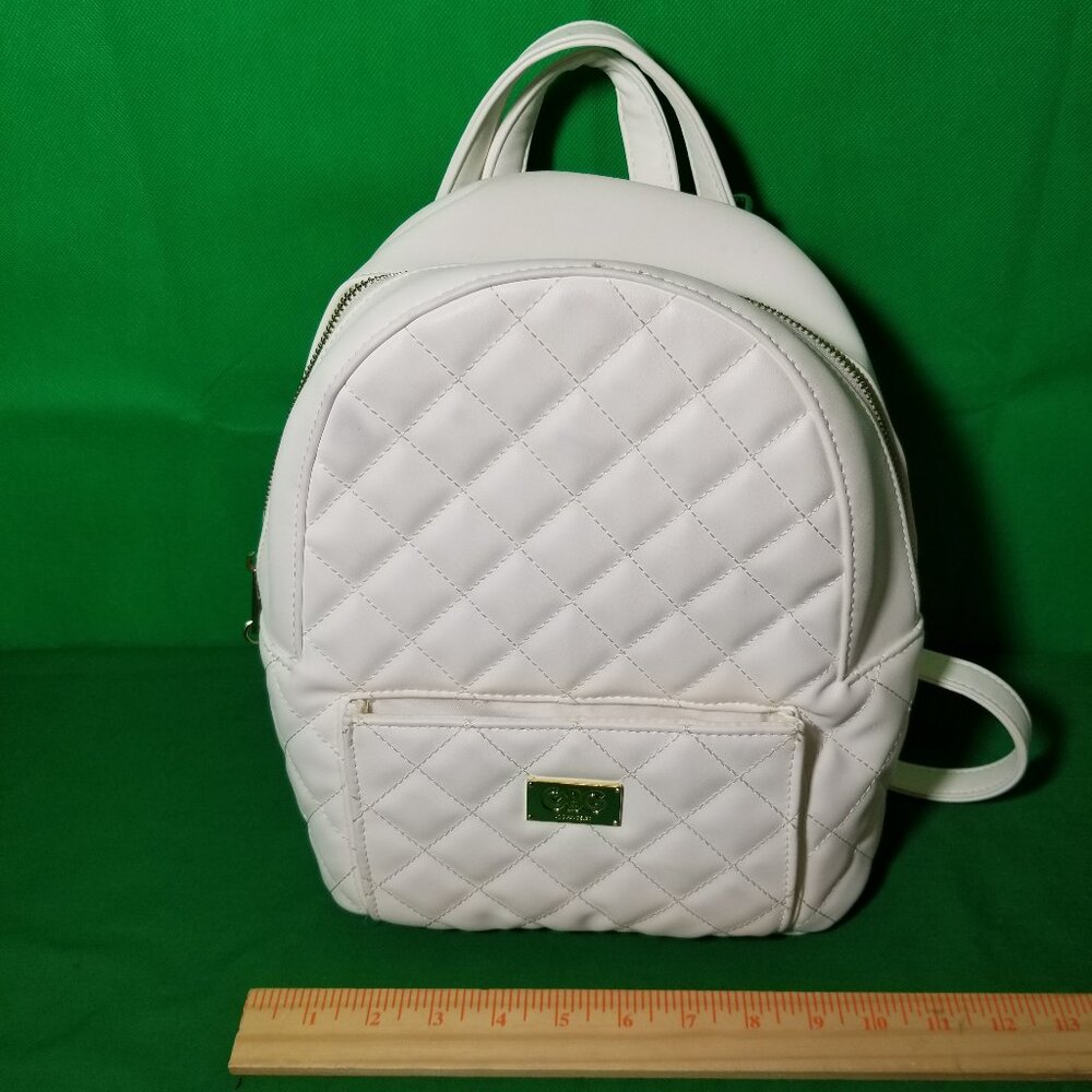 GBG Los Angeles Guess White Backpack Purse Travel Theme Parks
